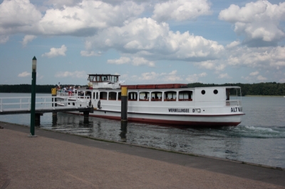 Fahrgastschiff Altwarp